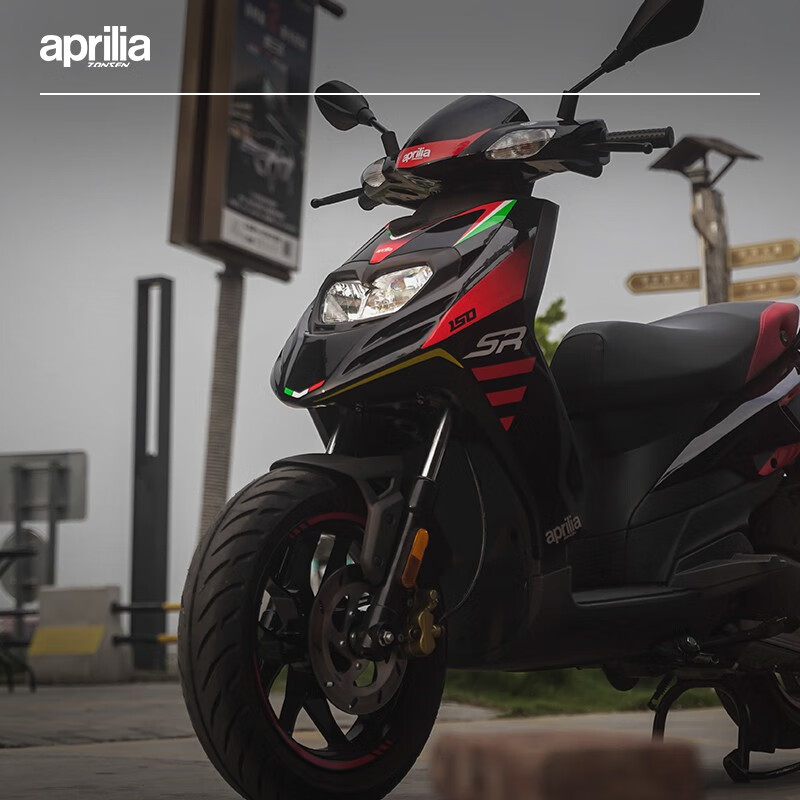 aprilia阿普利亚 SR150限量版 摩托车  aprilia 运动踏板 原装进口发动机 全款