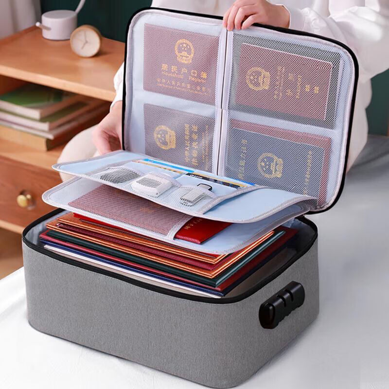 加厚证件收纳包盒家用家庭多层大容量多功能箱文件护照整理袋卡包 灰色 加厚-字母包