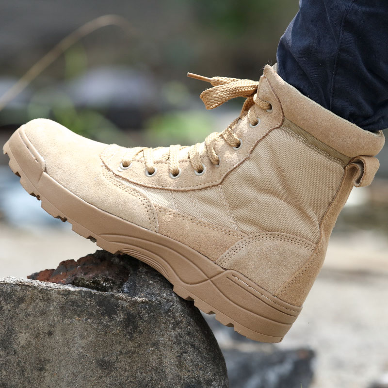 战狼突击男户外作战靴耐磨登山鞋男战术靴沙漠靴空降靴 沙色 40