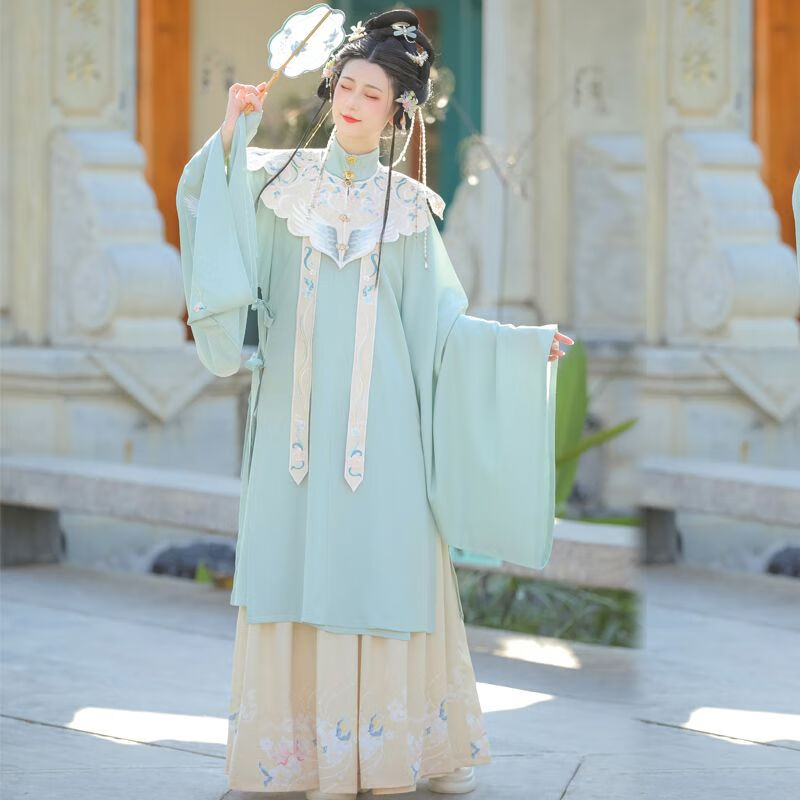 镜渝先生明制汉服女汉服女明制立领斜襟长袄刺绣褶 绿色一套上衣 裙子