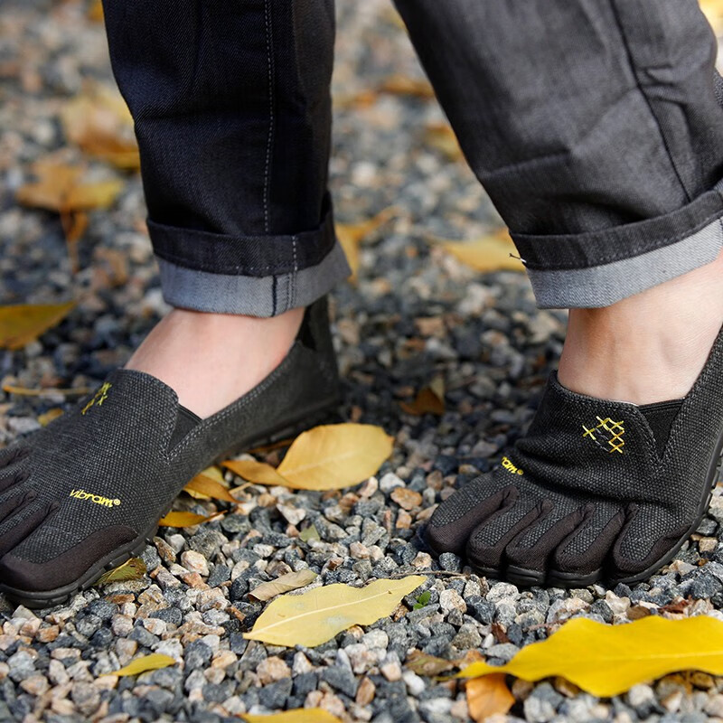 Vibram赤足鞋轻便旅游运动鞋夏季舒适透气情侣鞋休闲运动鞋CVT HEMP 黑色 36