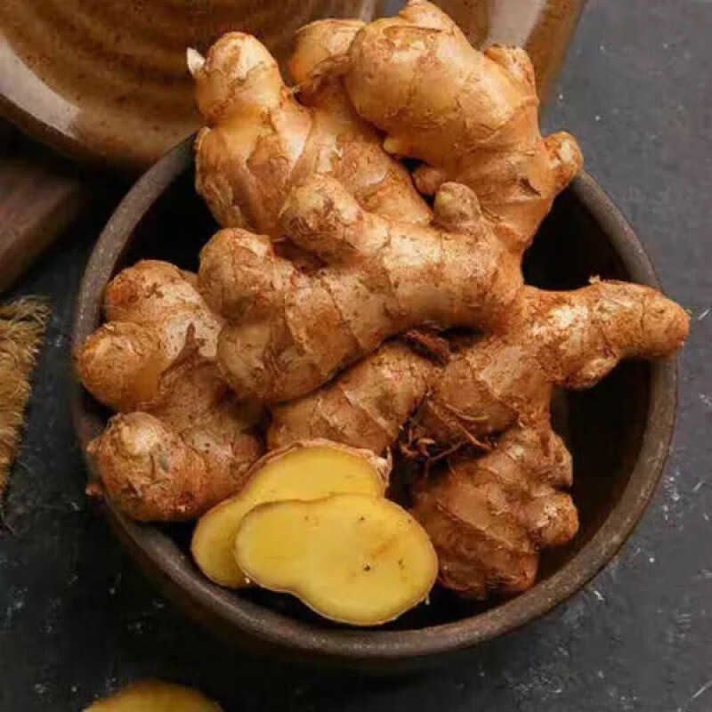 【精选】新鲜云南老姜生姜山地月子姜香辣多丝调味0.5-5斤装 老姜半斤