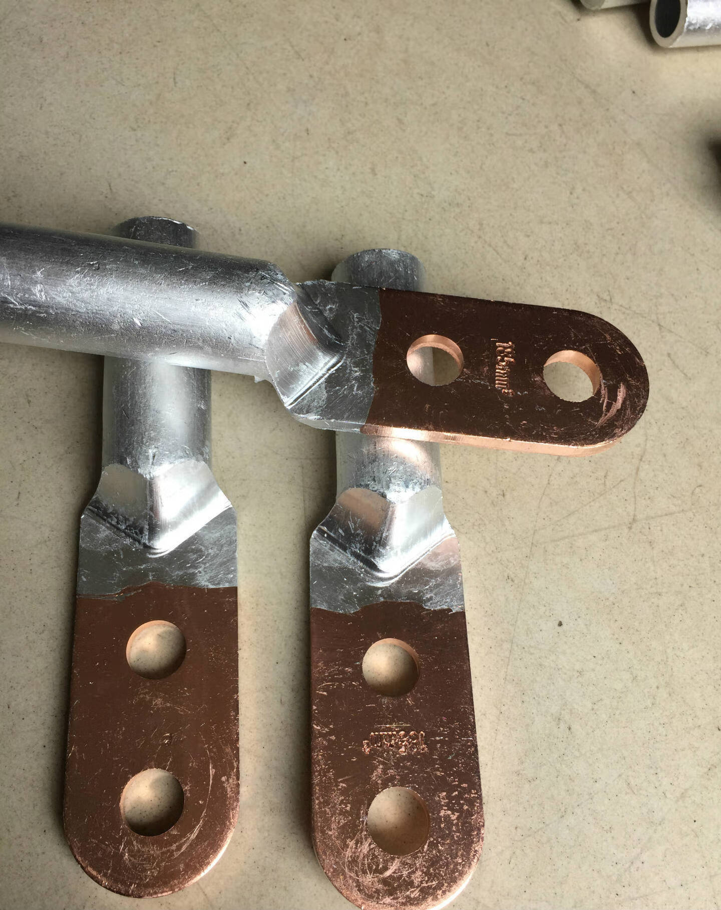 施韵令双孔线鼻子双孔铜铝接线端子双孔铜铝鼻子dt-185铜铝过渡 dtl2