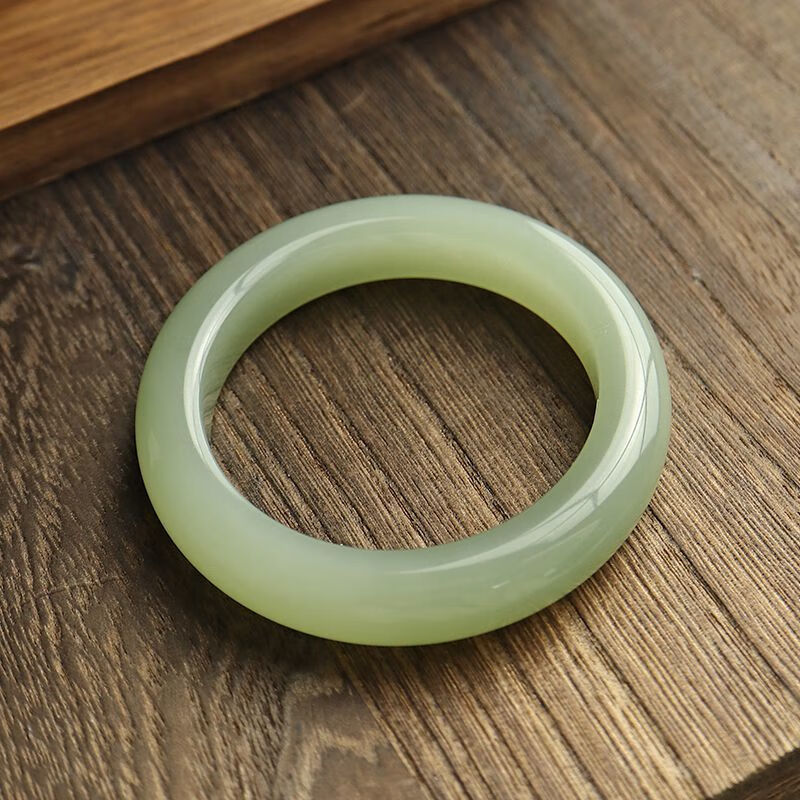 恋聚新疆和田玉冰底晴水手镯泥鳅背青玉镯子天然玉石珠宝妈妈高档 57