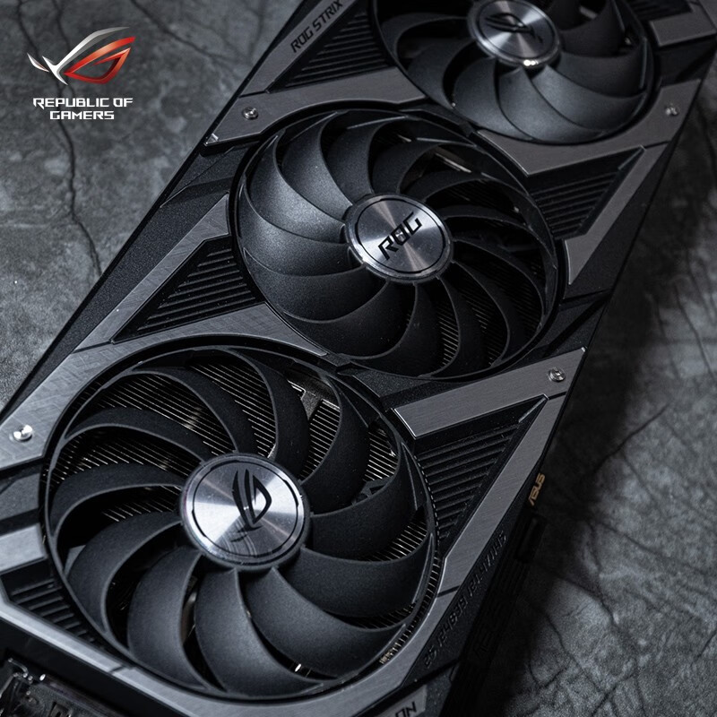 华硕 RTX 3080 猛禽上架,售价 7999 元