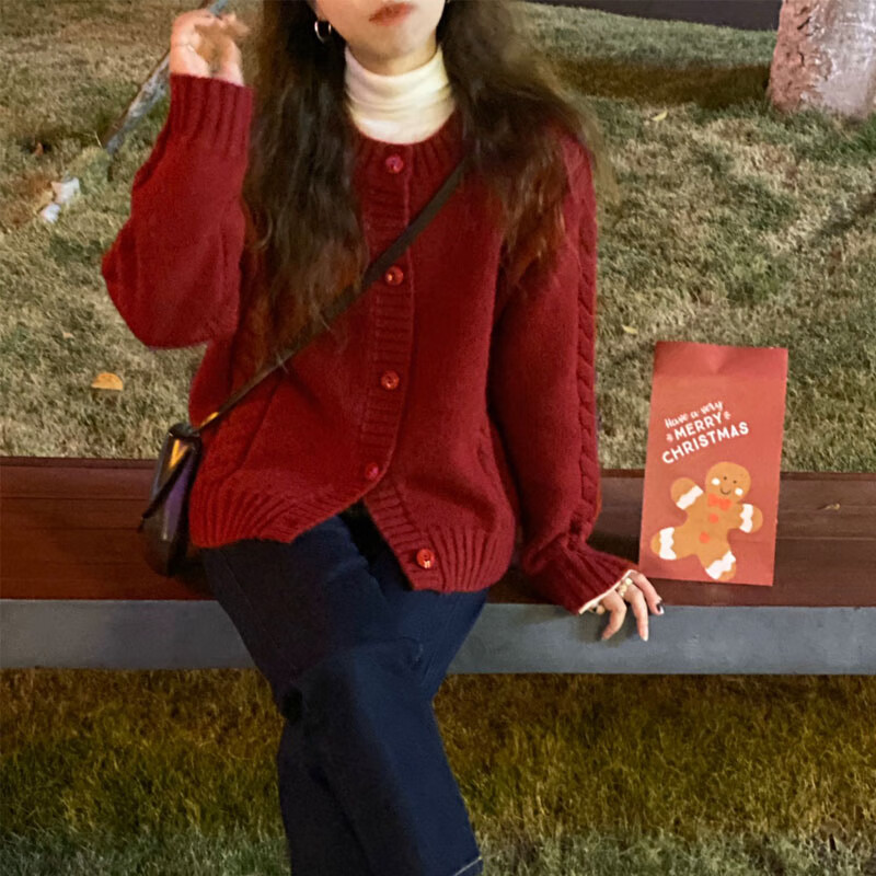 浪莎洋气宽松慵懒风软糯麻花针织开衫新款外套女士圣诞毛衣红色女式本