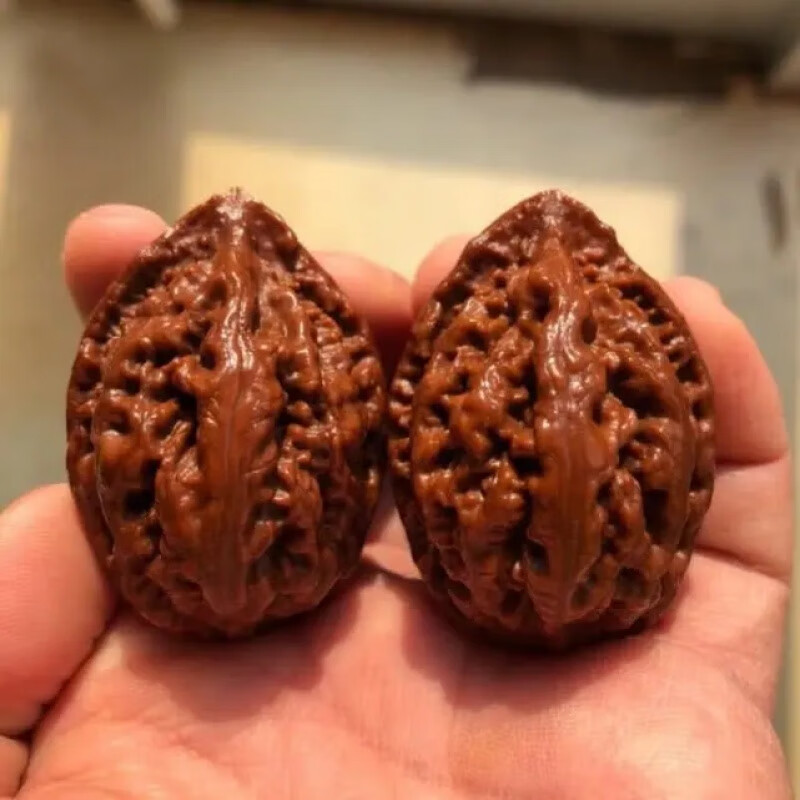 胖东来同款秋子核桃东北野生文玩麻粗筋半壁自然成熟落果上色代购 1对