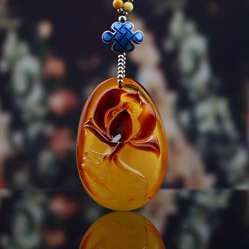 蜜蜡吊坠毛衣挂件饰品金包蜜皮色椭圆雕刻手持莲花巧雕项链孤品蜜蜡