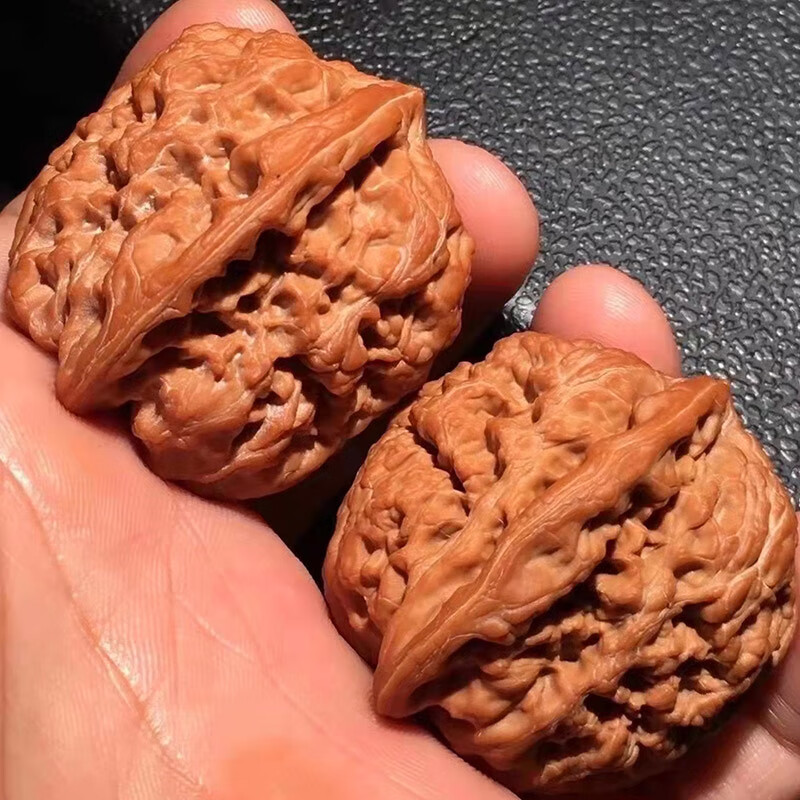 山中玉 将军膀文玩核桃老树果闷尖狮子头手把件古玩健身球手盘核头