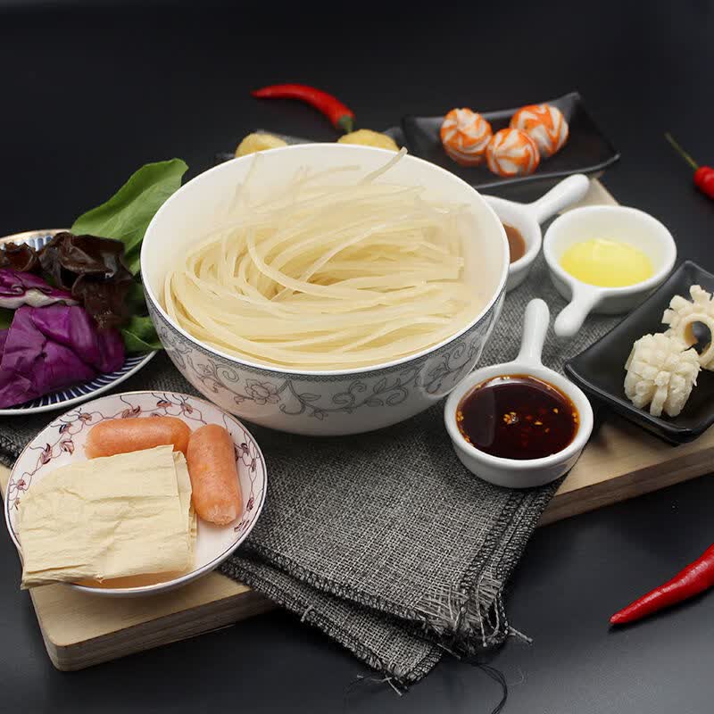 东北老式黏糊麻酱麻辣烫牛筋面袋装三包料东北老式麻辣烫自煮网红速食