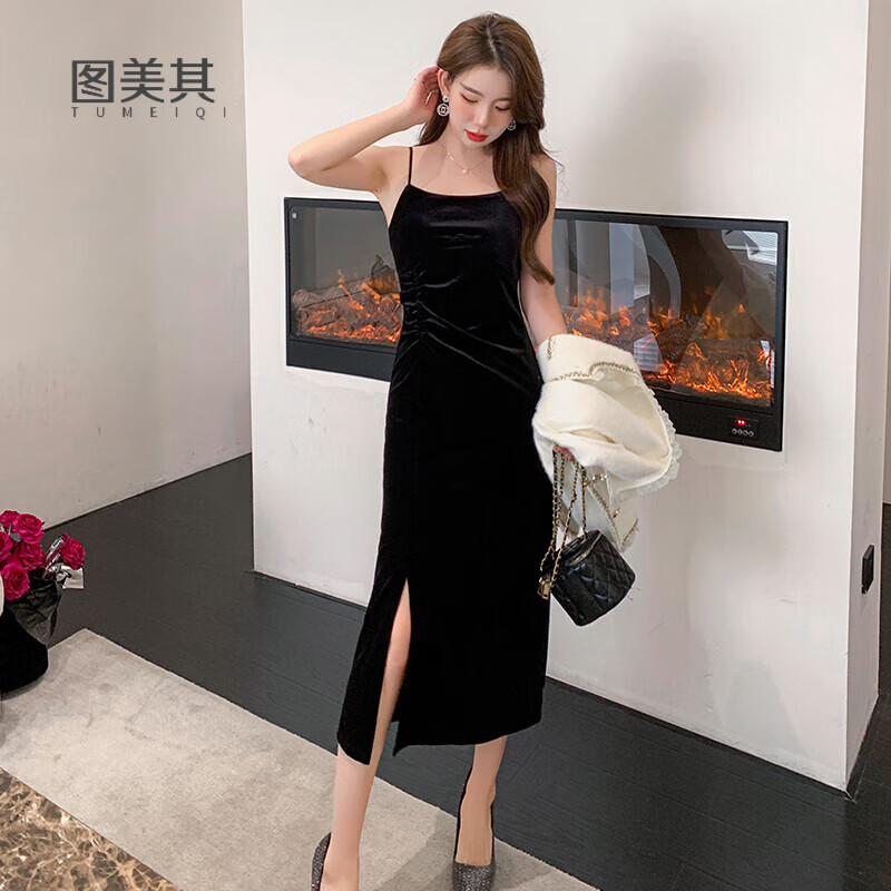 金丝绒吊带连衣裙女秋冬新款中长款内搭打底裙开叉小黑裙 8829 一字领