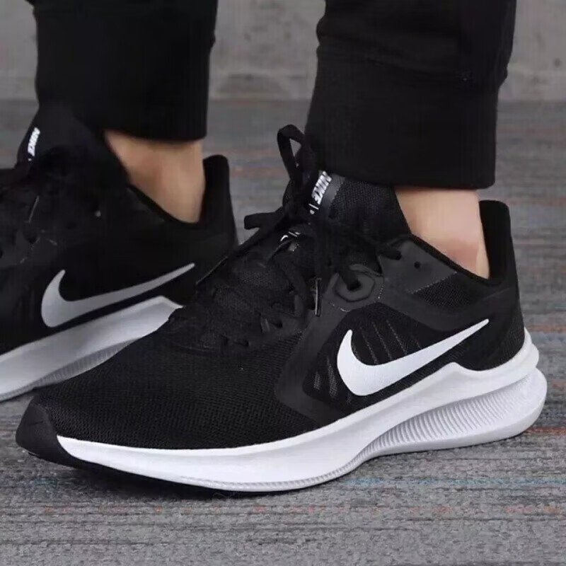 羽乾悦丽美咖男鞋春季透气夏季新款男鞋登月代跑步鞋网面轻便耐 登月