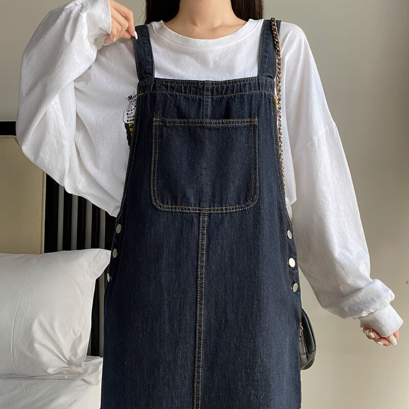 小个子搭配牛仔背带裙女学生显高显瘦深蓝色牛仔背带裙女春季新款百搭