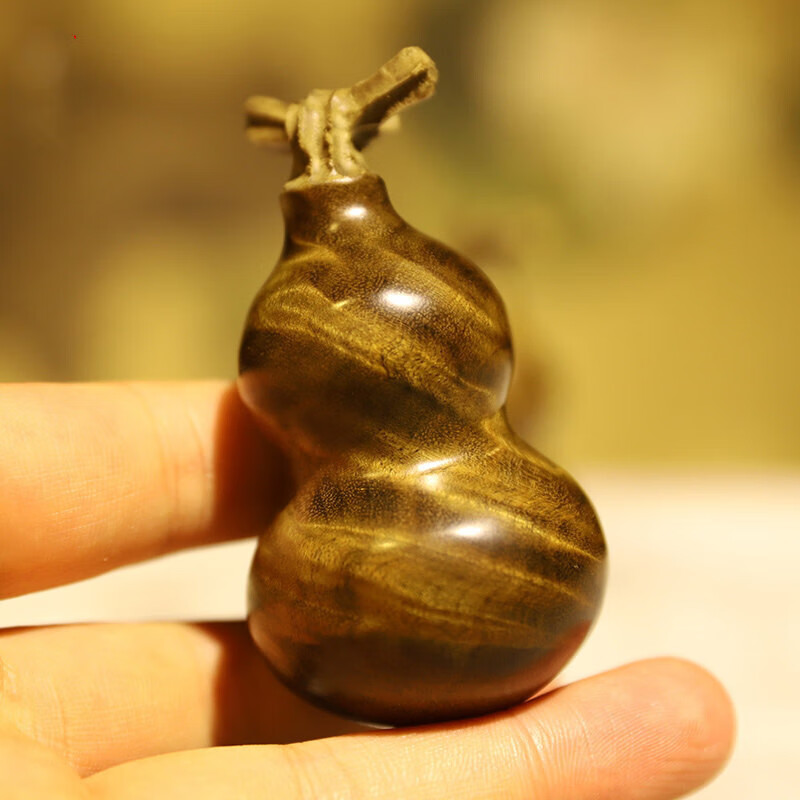 一北 金丝楠木雕葫芦手把件 水波纹高端把玩件 带龙头盘玩文玩车挂件