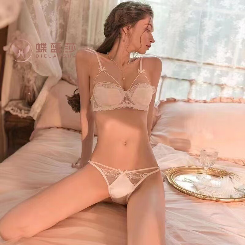 蝶蓝莎（DieLanSha）性感内衣女小胸聚拢半杯显大薄款胸罩法式纯欲蕾丝软钢圈文胸套装 黑色(单件) 32/70码(AB通杯厚约0.3CM)