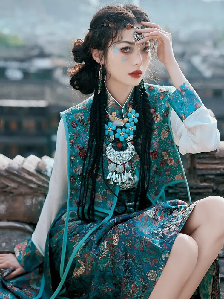 示诗藏族服装女2023新款藏族服装女博拉裙藏袍写真少数民族风藏式舞蹈