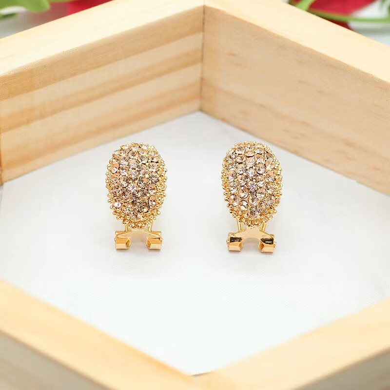 巴克乐乐2023新款网红百搭耳饰韩版气质水钻弧形耳饰耳扣耳环耳钉女潮