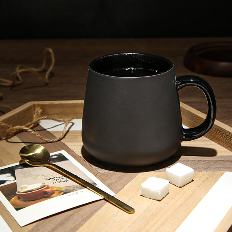 无泥（WUNI）欧式黑色磨砂咖啡杯陶瓷哑光马克杯子带勺家用大容量居家喝水杯 黑银-天籁杯 配勺