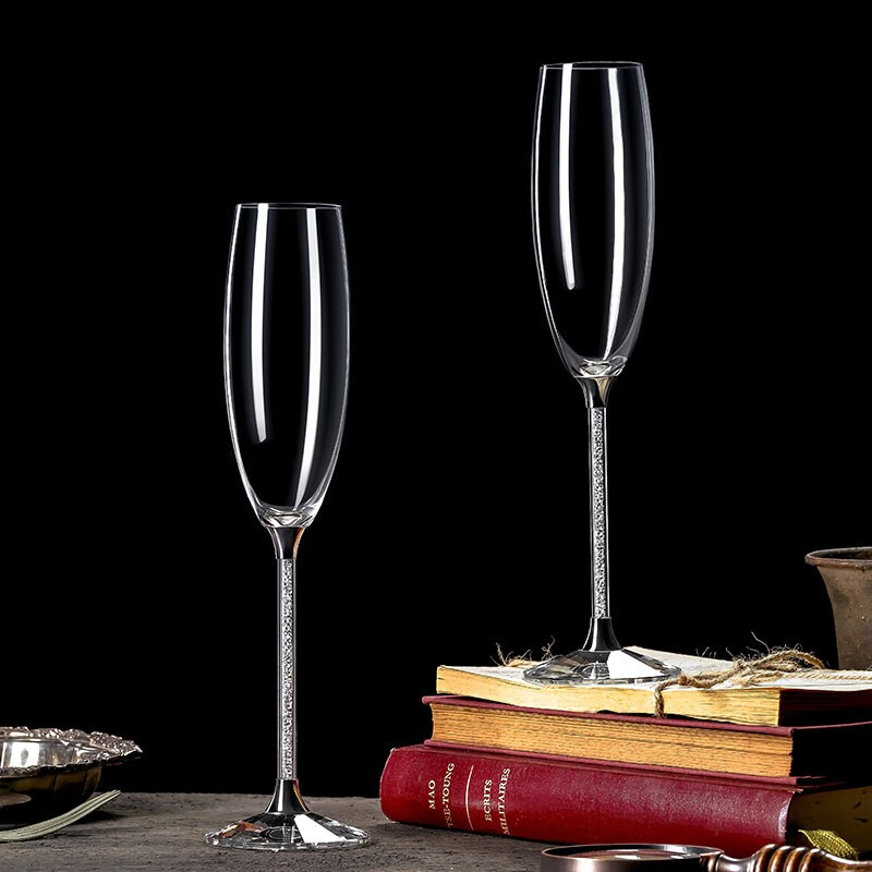 罗兰多【顺丰发货】水晶玻璃香槟杯创意高脚杯鸡尾酒礼盒礼品套装一对郁金香白钻香槟杯