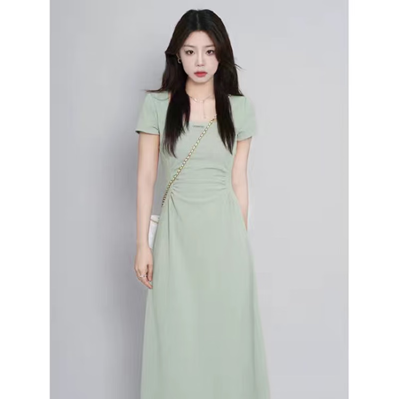 新款裙子短袖褶皱设计显瘦时尚气质收腰中长款连衣裙女 绿色-图片款式