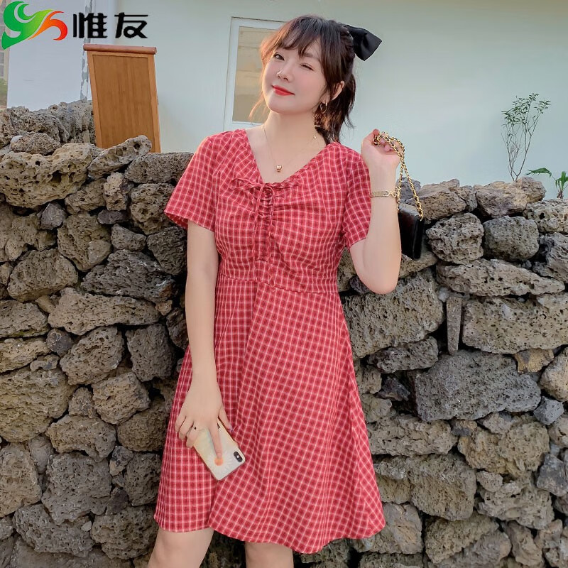 2017年胖女人时尚夏装的简单介绍