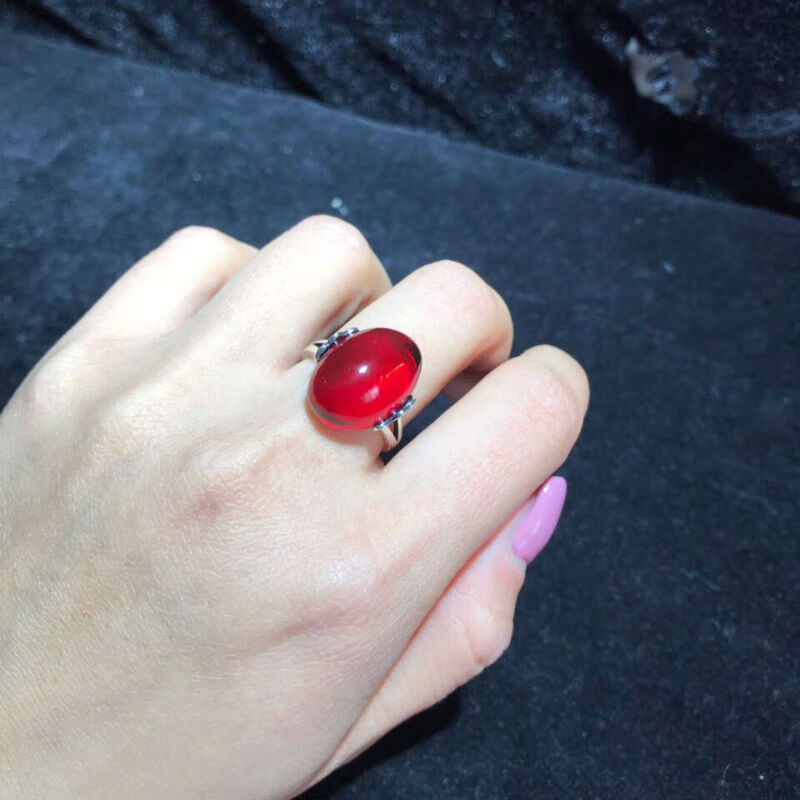 时乾 饱满樱桃红净水血珀戒指 925银琥珀活口戒子 图片色