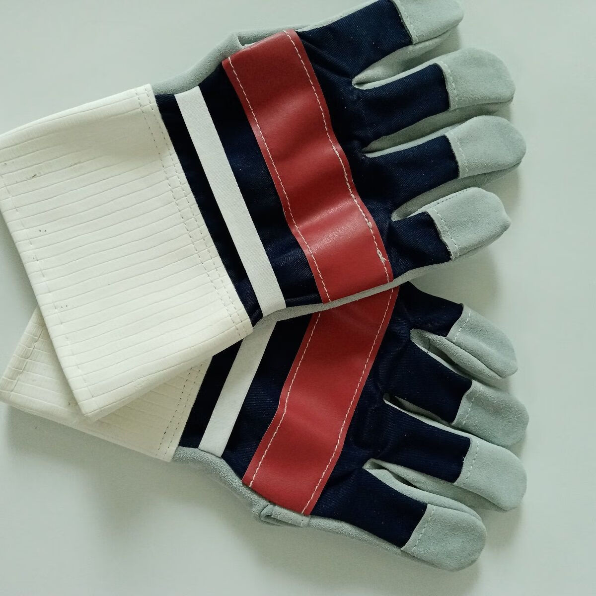 架子工扎铁手套半皮建筑工地钢筋劳保防护耐磨柔软舒适