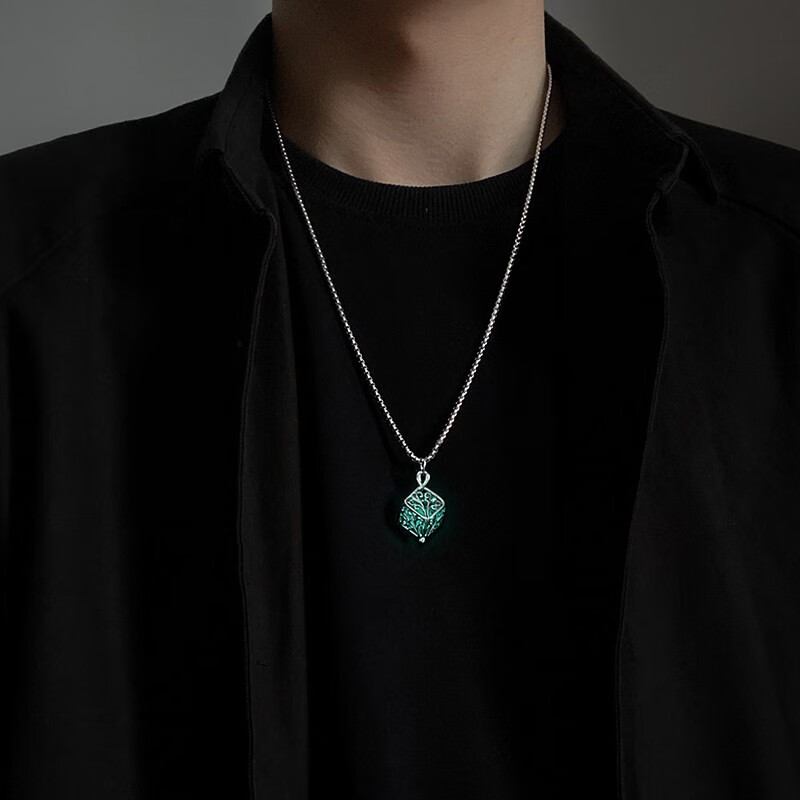 永红旺生命树夜光氚气吊坠潮牌项链男潮酷日韩个性嘻哈长款情侣卫衣