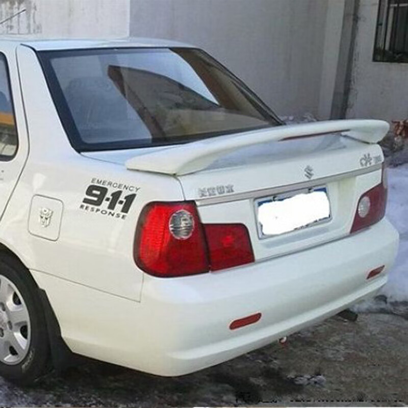 长安铃木羚羊尾翼羚羊汽车尾翼夹式免打孔带灯烤漆专用改装定风翼