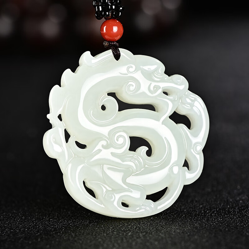 靳钰晨(yuchenjade)靳钰晨 和田玉龙牌吊坠男女款仿古龙玉石项链镂空