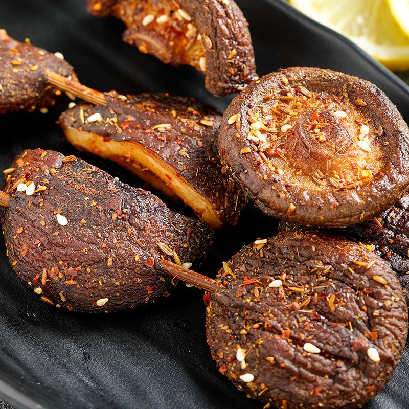 木屋 烧烤食材新鲜香菇 户外烧烤半成品香菇串蘑菇