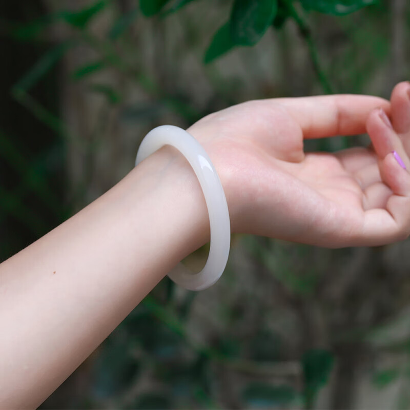 入古 和田玉手镯女款白玉羊脂玉 天然少女细圆条镯子复古真玉手镯叮当