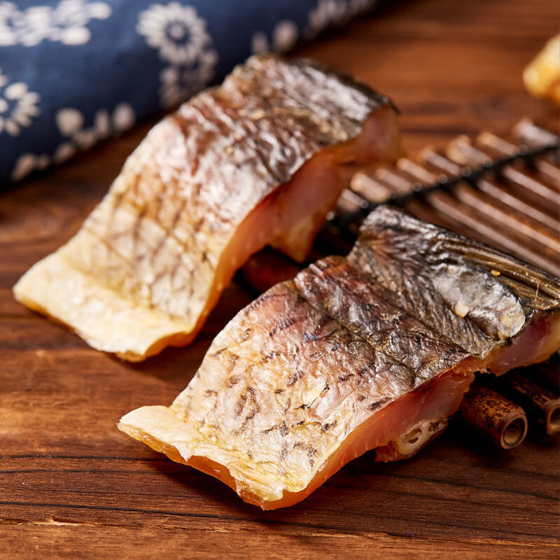 风干鱼腊鱼块草鱼阳干鱼咸鱼干干鱼干货农家自制腊肉荆州 风干草鱼1斤