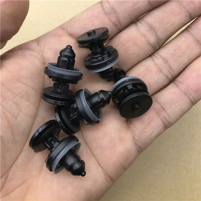 修衡05-14款福特福克斯经典福克斯门板卡扣子固定扣改装配件车门卡扣