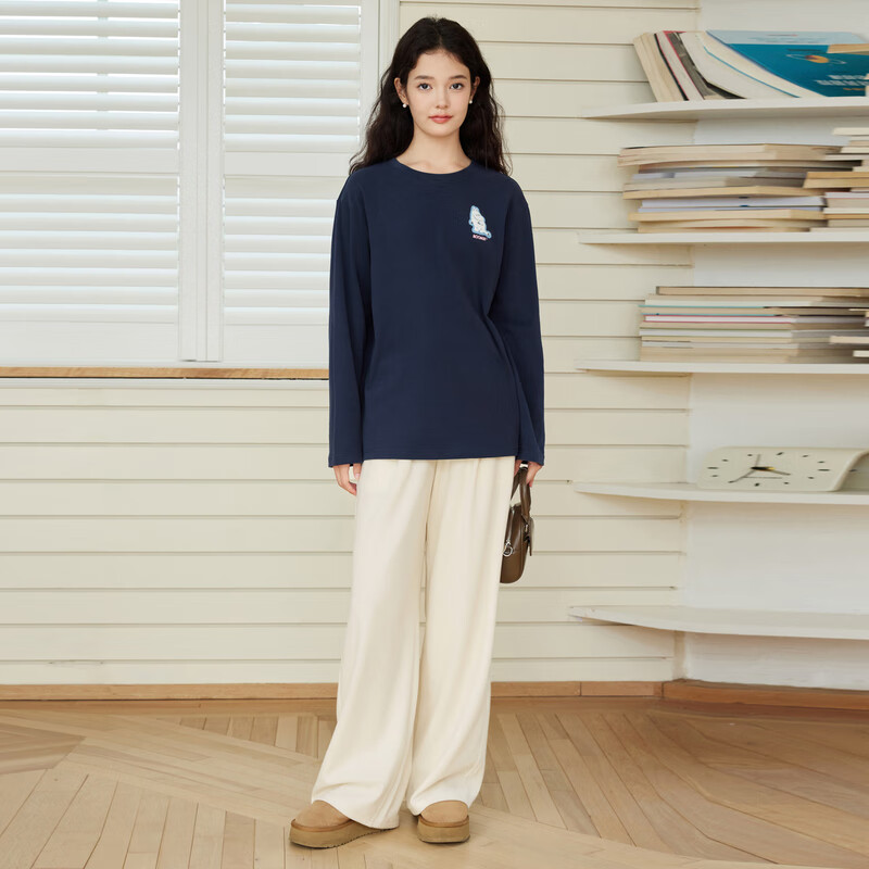 乐町姆明联名2024冬季新款通勤绒感磨毛立体印花长袖T恤上衣 暮蓝色 S