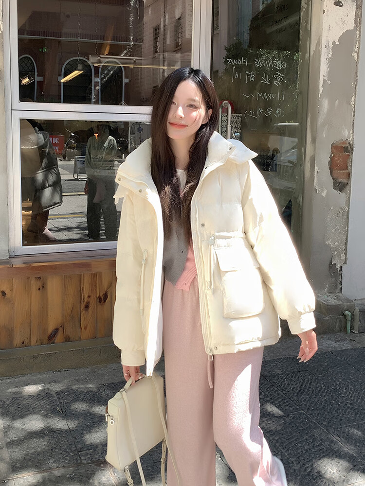 勤驰女大学生衣服女装20岁冬秋装外套羽绒服冬季新款