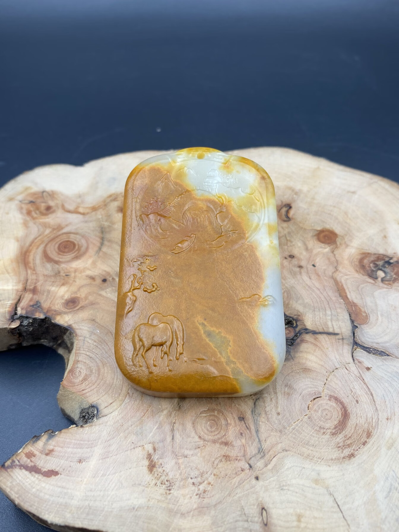 韩生生黄沁籽料山水牌和田玉籽料山水牌羊脂玉山水牌