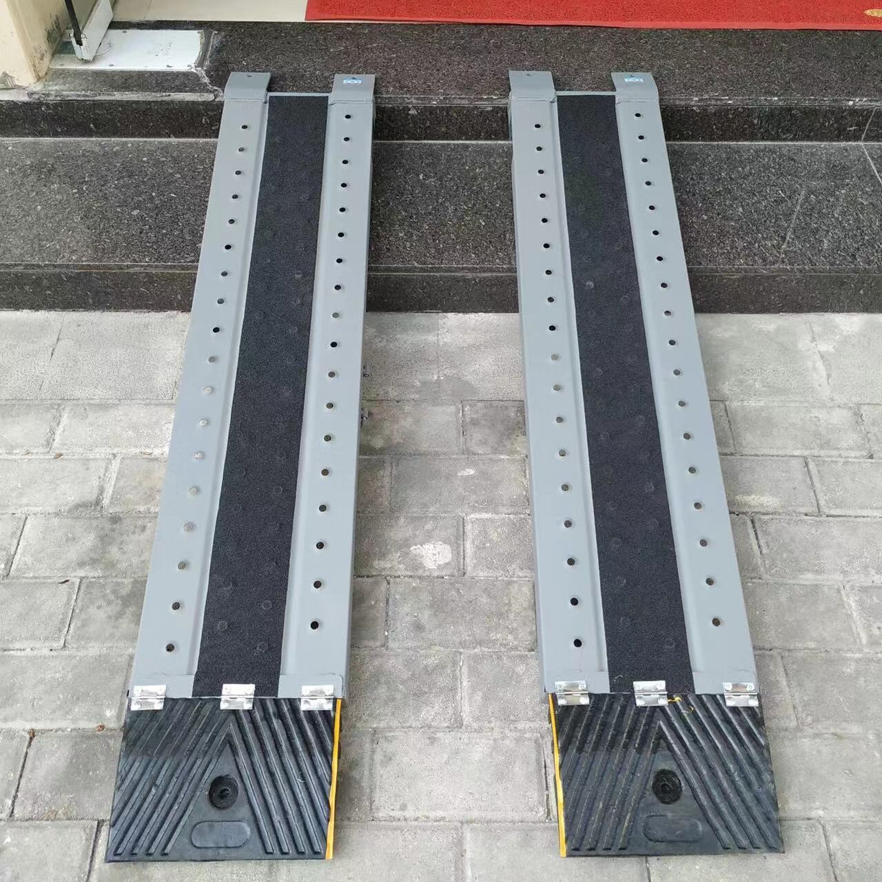 折叠无障碍坡道板摩托轮椅电动车上车上楼台阶板斜坡板航空箱装车 1.