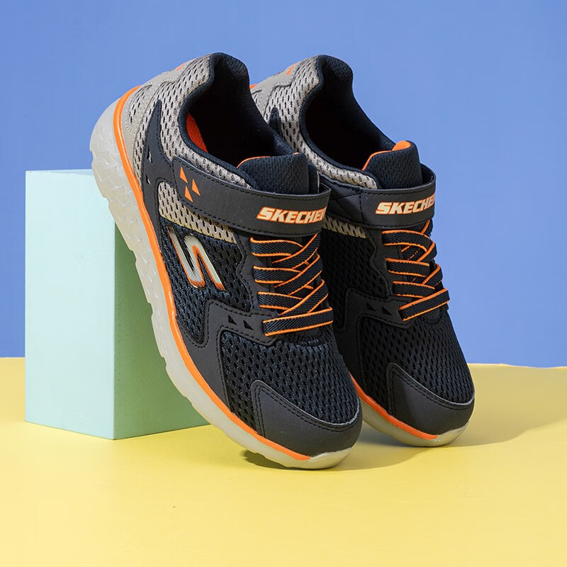 斯凯奇（Skechers）童鞋2024春秋新款男童魔术贴休闲鞋儿童轻便运动鞋跑步鞋大童 海军蓝色/灰色-NVGY 27.