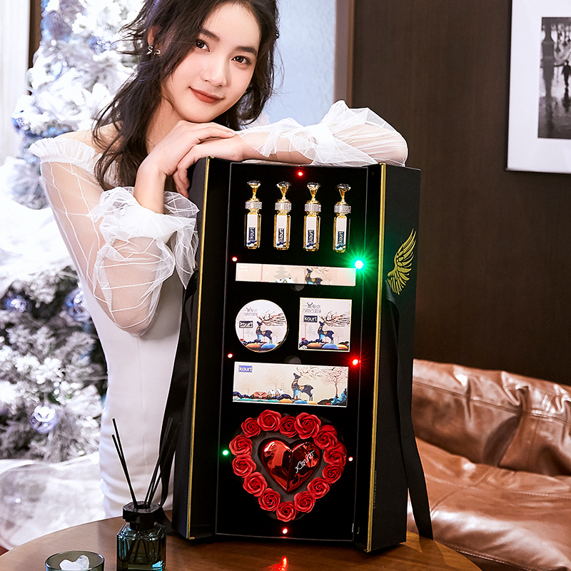 kourt新年礼物一鹿有你投影口红礼盒送女朋友老婆生日礼盒化妆品套装 天使之翼套盒+一鹿有你情人节快乐+项链+香水