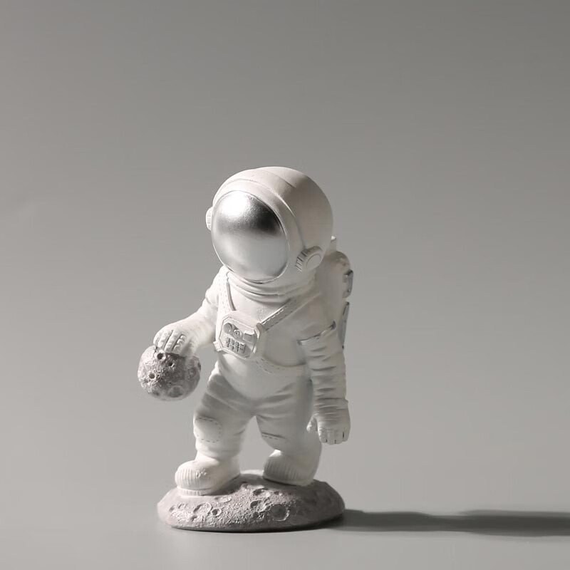 忆往昔创意宇航员模型可爱太空人摆件北欧客厅儿童房酒柜办公室桌面