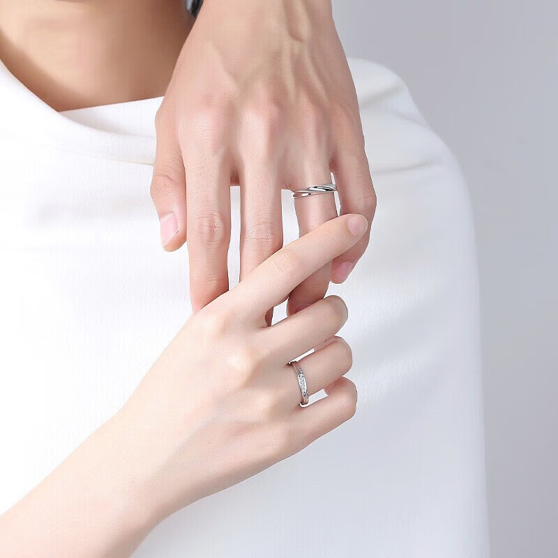 赫莲娜情侣戒指一对求婚结婚对戒圣诞节礼物送女朋友生日礼物 平面款(活口版)