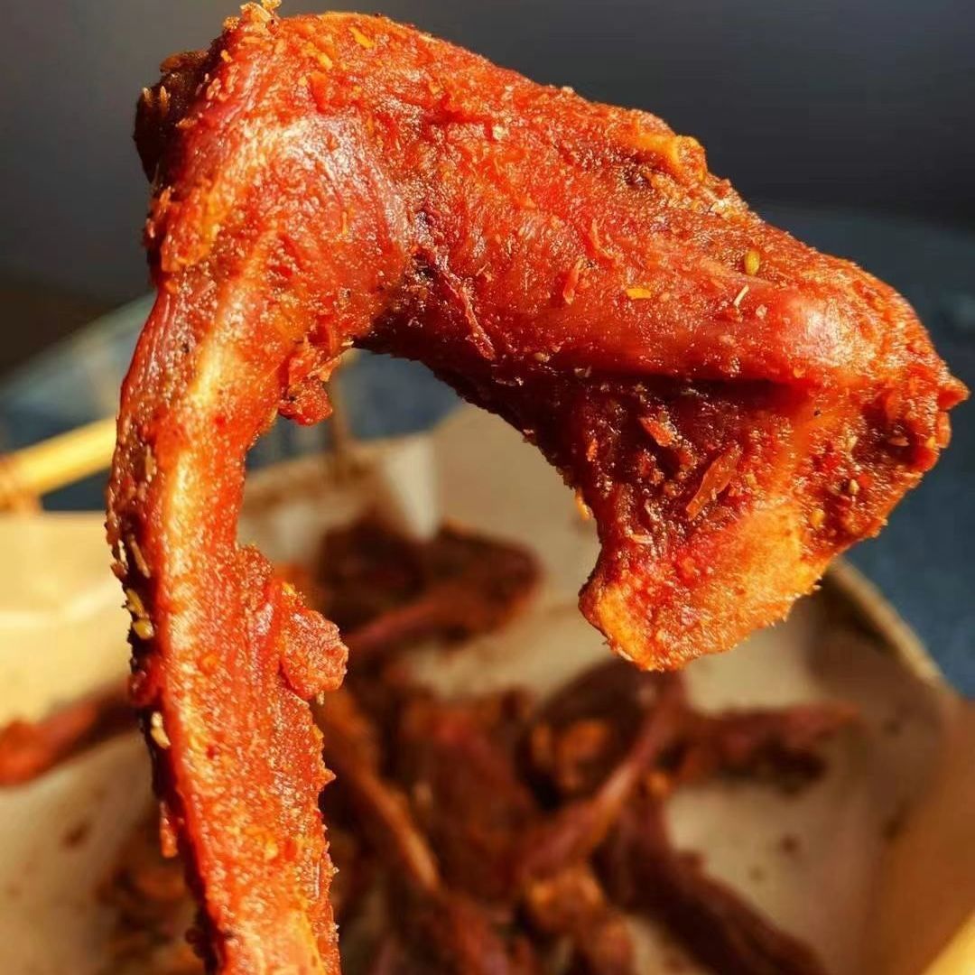 小姐姐网红香酥风干鸭锁骨200g鸭肉零食手撕鸭架解馋耐嚼干香袋装 【1