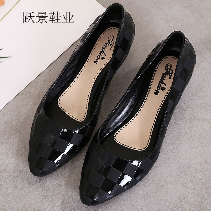 短筒防水鞋雨鞋雨靴女厨房工作时尚胶鞋果冻防滑浅口夏季水靴 黑色