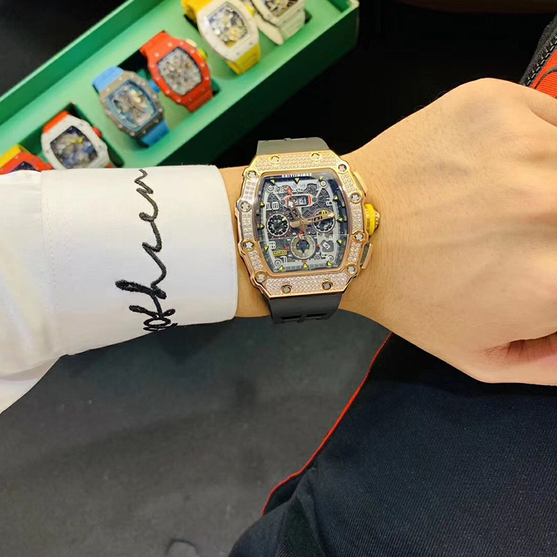 系列男士大表盘腕表满天星多功能机械表镂空大表盘休 金壳黑表带款 和