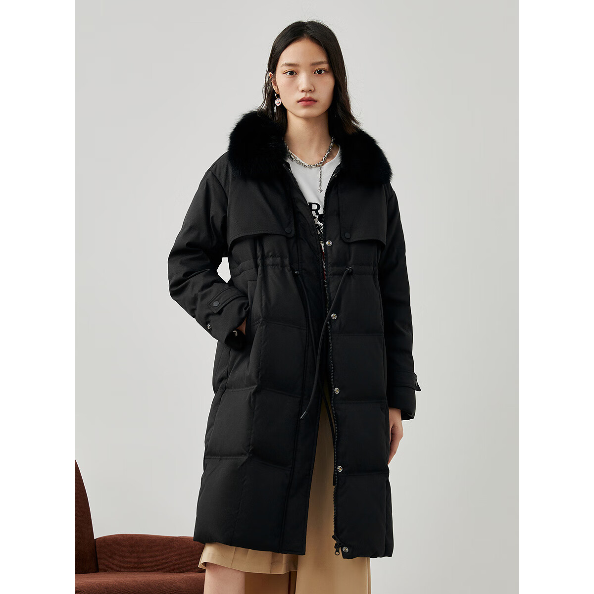 太平鸟中长毛领羽绒服女2024冬小众气质派克服白鸭绒面包服 黑色 M