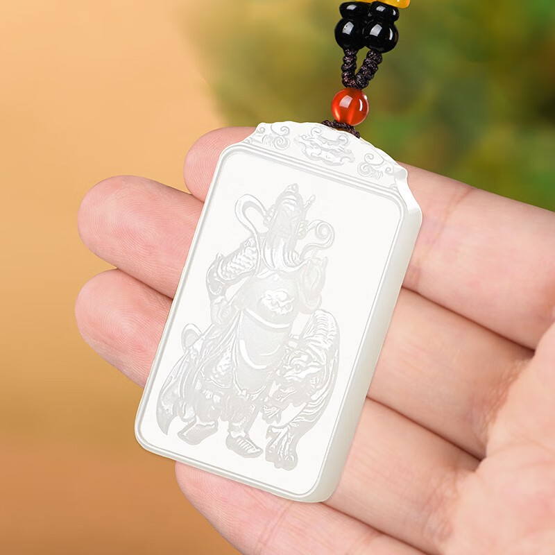 羊脂玉吊坠十大品牌排行榜：这10款细腻光滑，天然美丽，是送礼自用的最佳选择