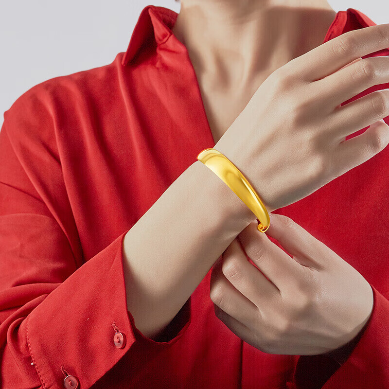 菜百首饰 黄金手镯 足金大气光面抛光推拉手镯 计价 约26.40克