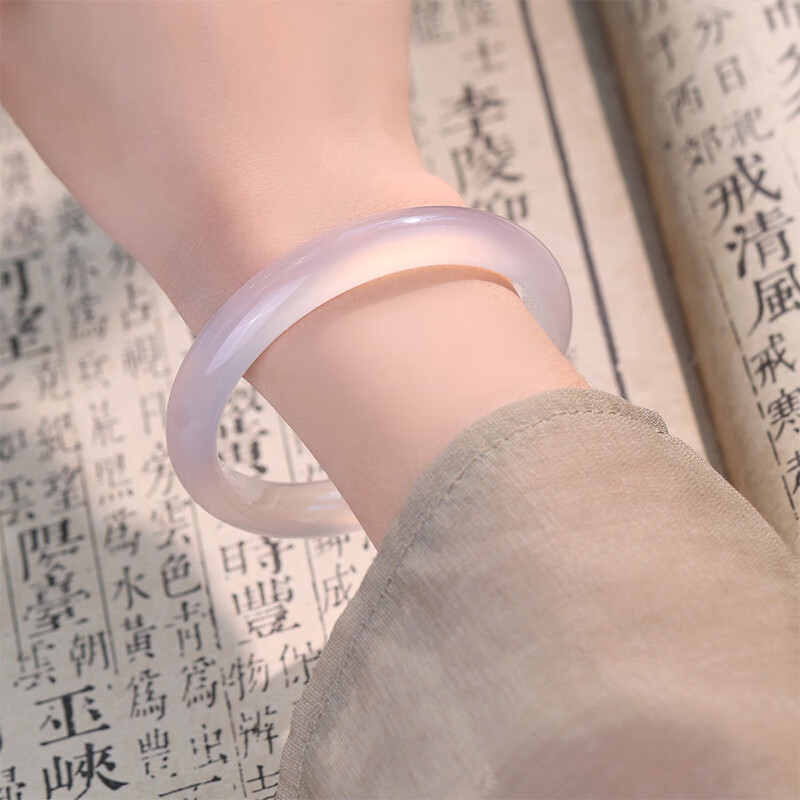 周大生【生日礼物】玉髓手镯女白月岚宽条手镯天然中式国风送妈妈送女友 60圈号