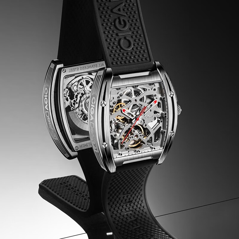 时尚镂空机械表